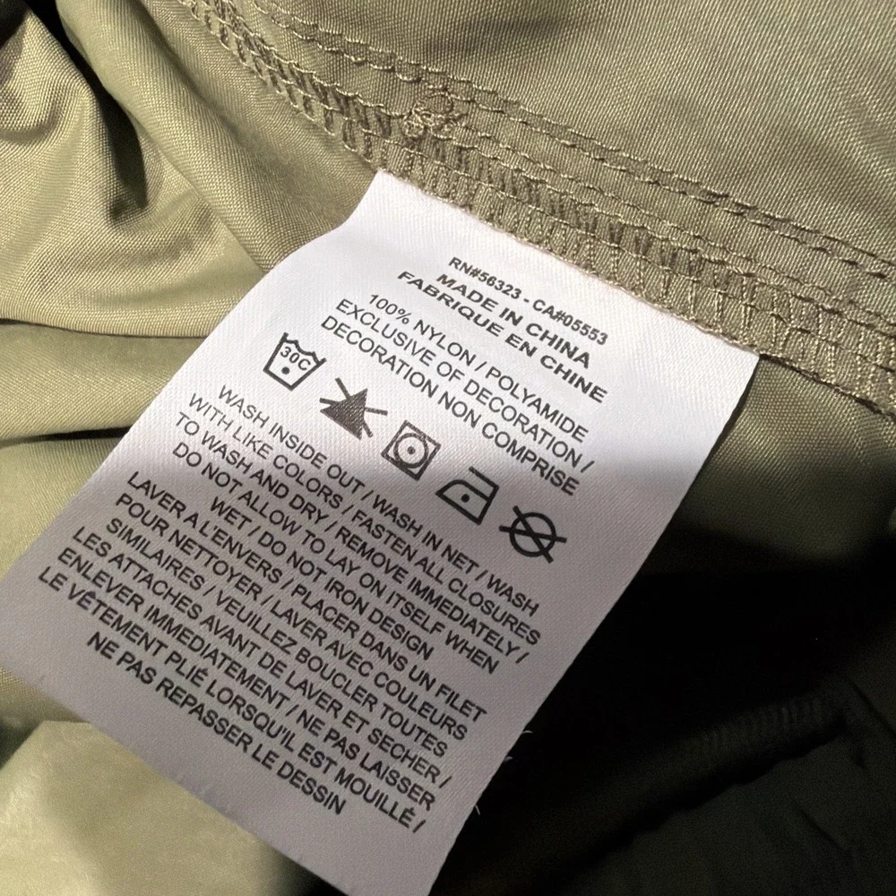 Jordan Essential Statement Woven Nylon Pants Men's SMALL Olive Green FV7306-222
